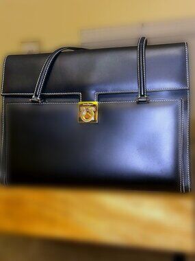 Salvatore Ferragamo Trifolio Swing Bag Black NEW